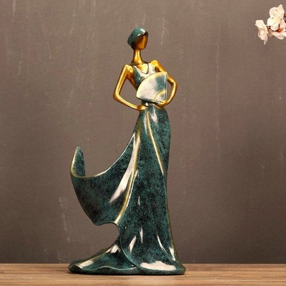 🦋 Wine Bottle Holder Lady Sculpture Figurine 🦋 - Picture 4 of 8